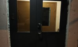 Katleri 21 trepikodade metallist välisuksed