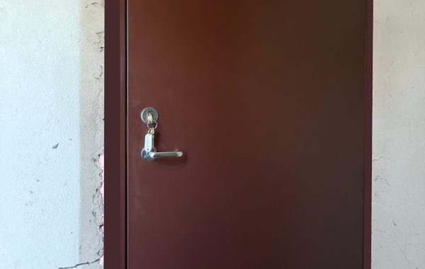 Piibelehe 12, Vaida keldri tuletõkkeuksed