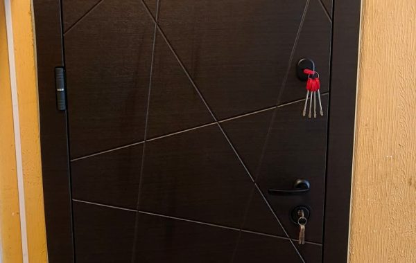 Nõmme tee 112, Tallinn paigaldatud uus tuletõkke korteri välisuks Supreme Titan EI30